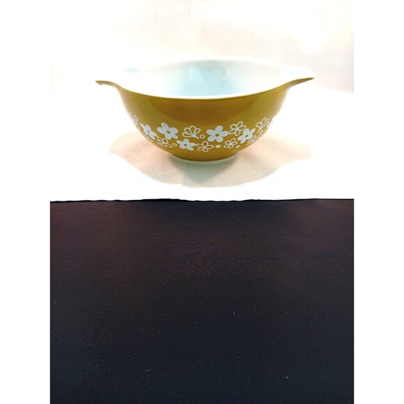 Vintage Pyrex 442 Spring Blossom Green Crazy Daisy Mixing Bowl 1.5 Qt - Picture 1 of 3